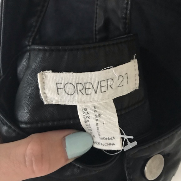 Forever 21 Overalls - Picture 5 of 7